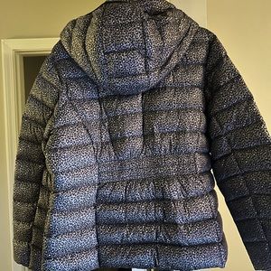 NWT waist puffer jacket